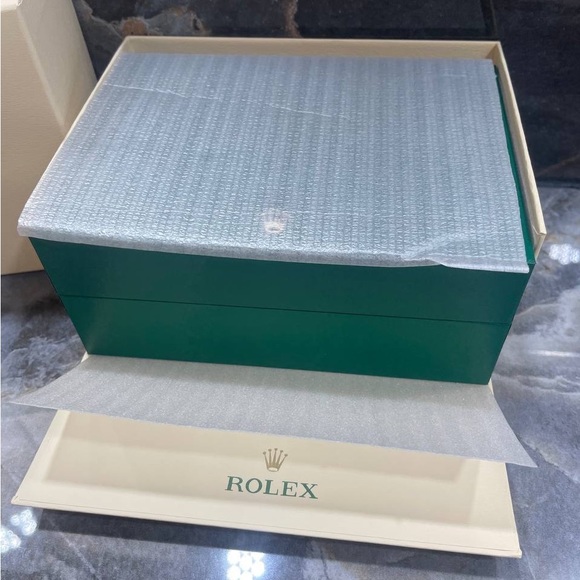 Rolex box green new medium watch box - Picture 7 of 7